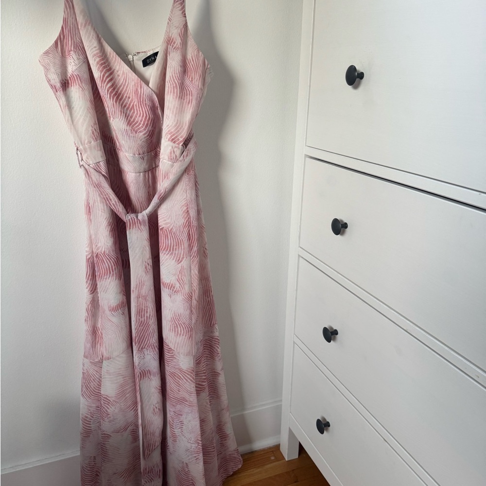 Elegant Pink Patterned Dress